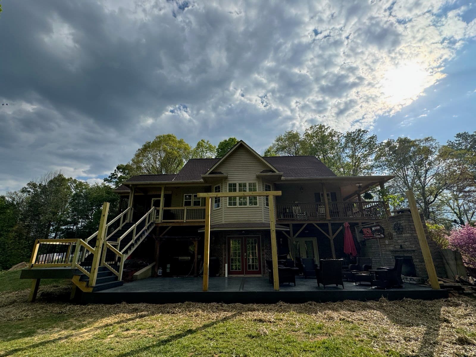 Gallery photos for Ground-Level Deck Build Opens Up This Home's Backyard: Image #1